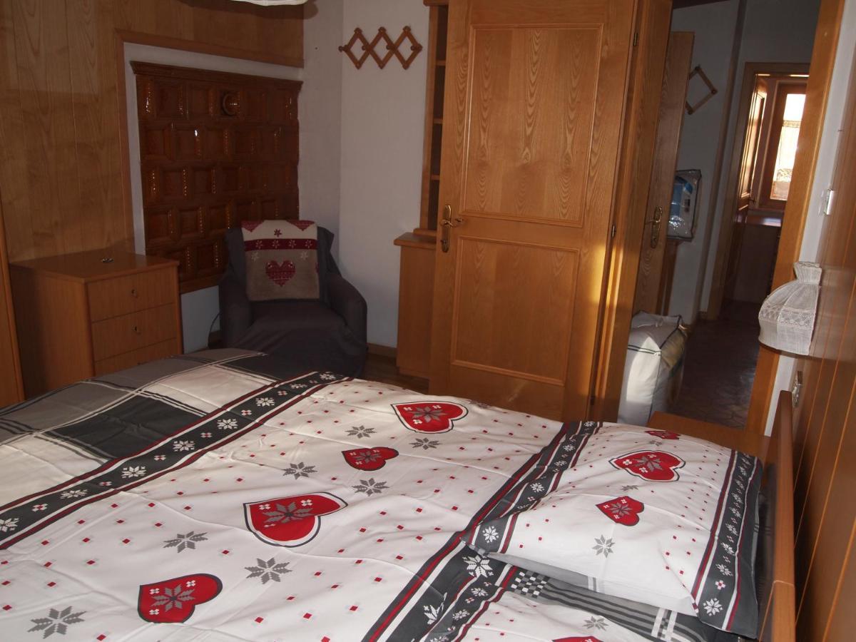 Ciasa Giorgina Pozza di Fassa Exterior foto