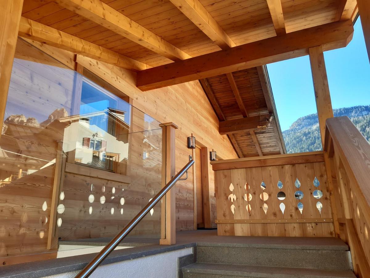 Ciasa Giorgina Pozza di Fassa Exterior foto